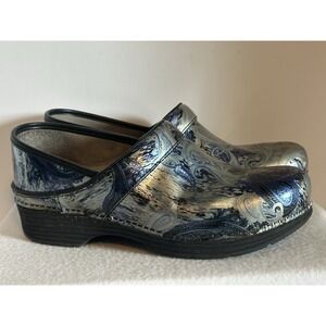 Dansko LT PRO Paisley Clogs Womens EU 40 US 10-10.5 Silver Blue Patent Leather